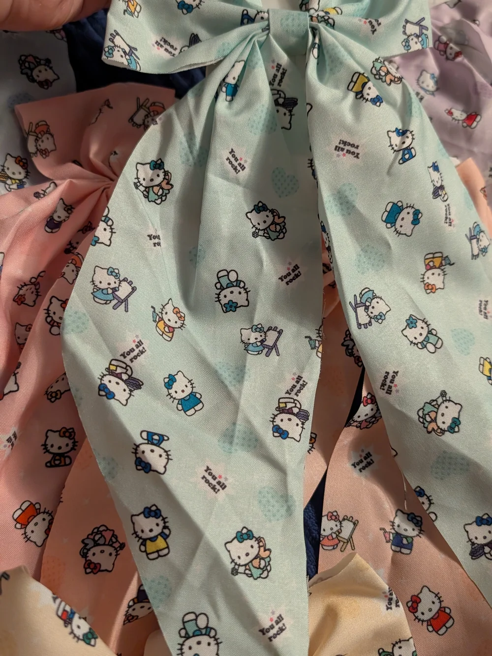 6 Hello Kitty Bow Hair